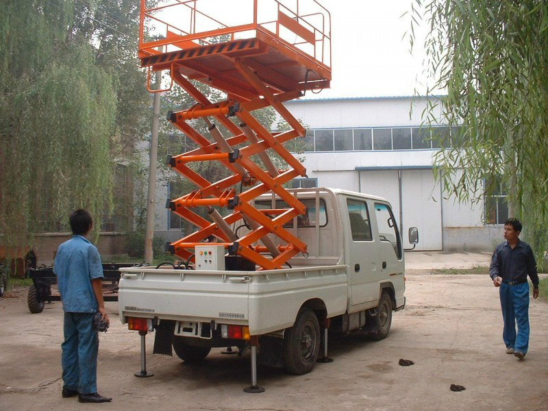車(chē)載式剪叉式升降平臺(tái)